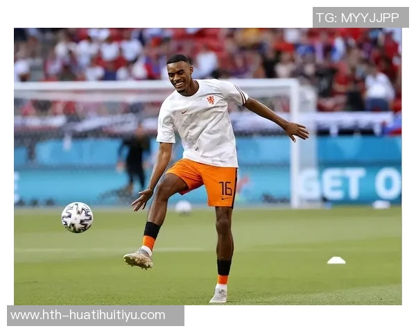 拜仁慕尼黑密切关注南美新星拉扬与索萨的转会动态