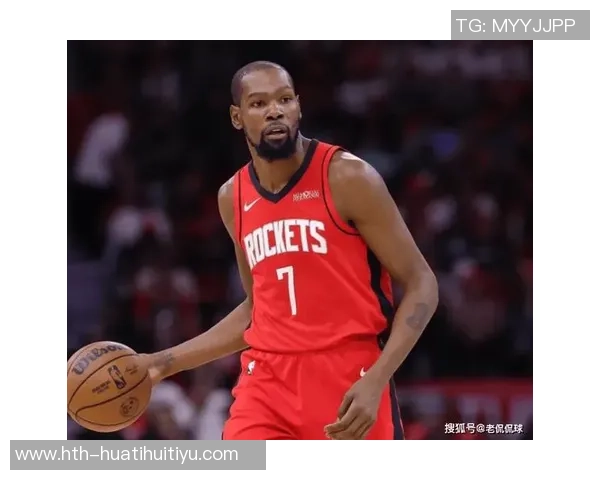 杜兰特表现稳定半场8投5中贡献11分5助攻助力球队争胜