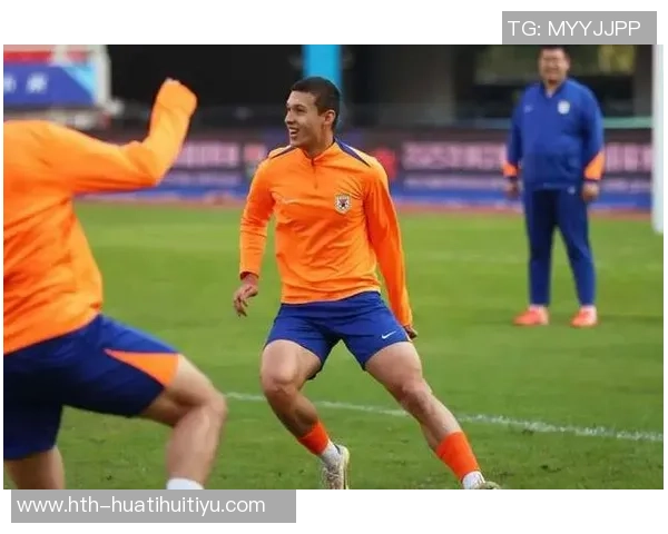 泰山队上半场领先三镇2-0泽卡刘洋进球被吹的争议瞬间回顾 泰山队上半场领先三镇2-0泽卡刘洋进球被吹的争议瞬间回顾